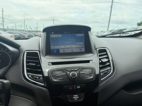 Used 2019 Ford Fiesta SE w/ Equipment Group 201A FWD image 41
