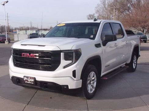 Used 2023 GMC Sierra 1500 Elevation image 19