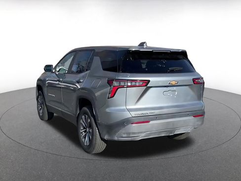 Used 2025 Chevrolet Equinox LT image 11