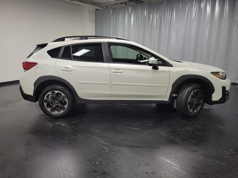 Used 2022 Subaru Crosstrek 2.0i Premium AWD/4WD image 9