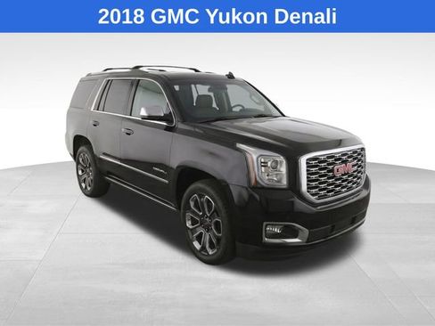 Used 2018 GMC Yukon Denali w/ Denali Ultimate Package AWD/4WD image 2