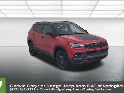 Certified 2024 Jeep Compass Trailhawk image 3