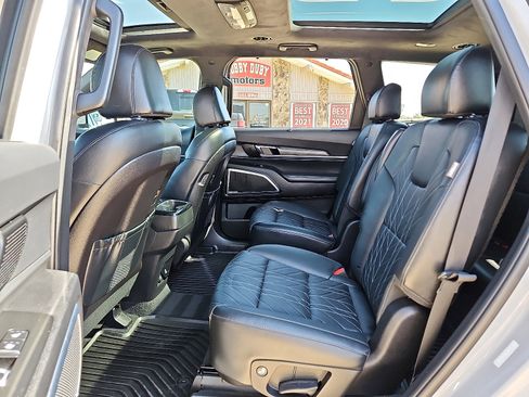 Used 2023 Kia Telluride SX Prestige X-Line image 10