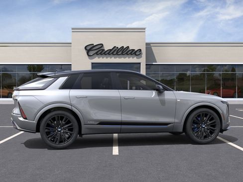 New 2026 Cadillac Lyriq V w/ LPO, Blue Accent Package AWD/4WD image 5