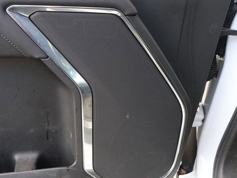 Used 2024 Chevrolet Silverado 2500 LTZ image 17