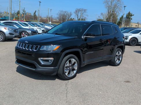 Used 2020 Jeep Compass Limited image 4