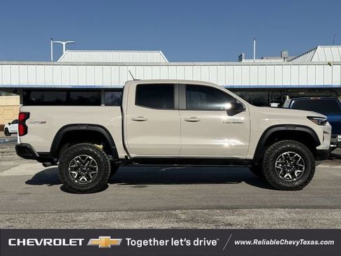 Used 2026 Chevrolet Colorado ZR2 w/ Technology Package image 5