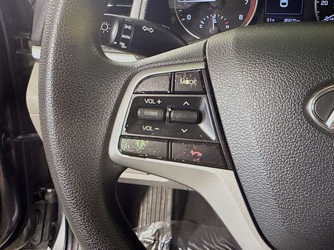 Used 2018 Hyundai Elantra SEL image 14