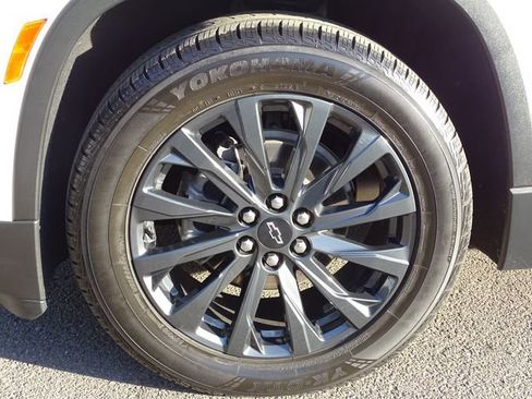 Certified 2022 Chevrolet Traverse RS w/ LPO, Cargo Package image 7