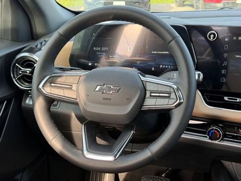 New 2026 Chevrolet Equinox ACTIV w/ LPO, Floor Liner Package FWD image 7