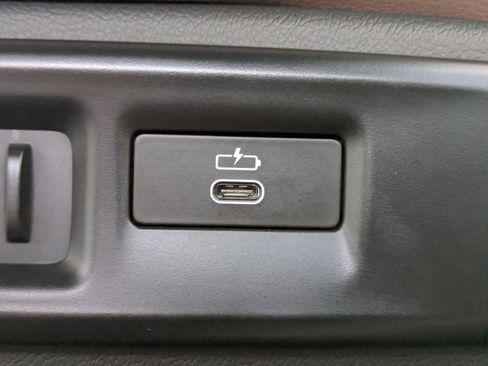 Used 2022 BMW X5 xDrive40i w/ M Sport Package image 19