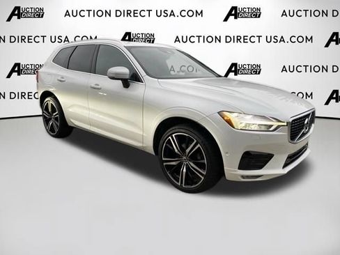 Used 2019 Volvo XC60 T5 R-Design w/ Protection Package Premier AWD/4WD image 23