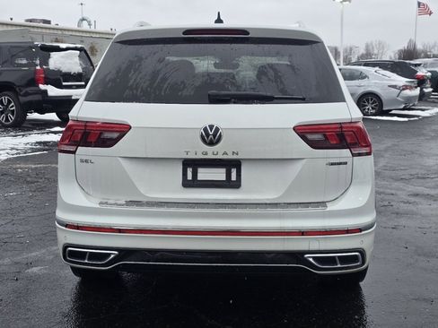 Used 2022 Volkswagen Tiguan SEL R-Line image 6