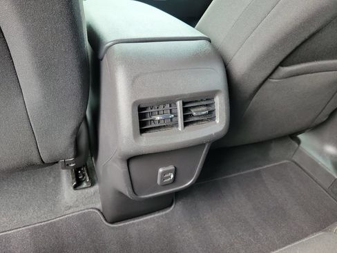 Used 2022 Chevrolet Equinox LT FWD image 12