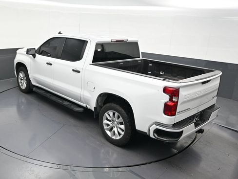 Used 2022 Chevrolet Silverado 1500 Custom RWD image 17