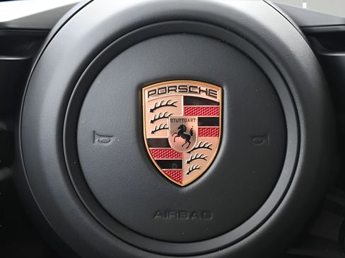 Certified 2026 Porsche Cayenne GTS AWD/4WD image 23