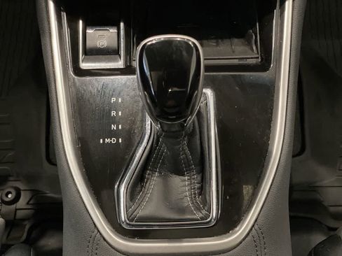 Used 2021 Subaru Outback Limited image 23