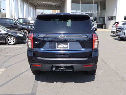 Used 2021 Chevrolet Suburban Z71 w/ Z71 Signature Package image 9