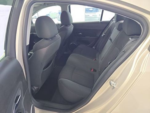 Used 2011 Chevrolet Cruze LT FWD image 10