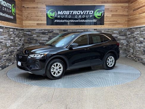 Used 2024 Ford Escape Active w/ Tech Pack #1 AWD/4WD image 5