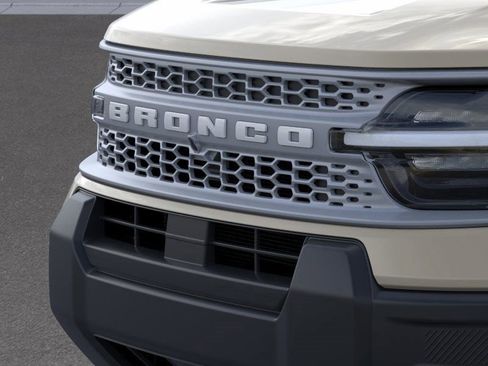 New 2025 Ford Bronco Sport Outer Banks image 17