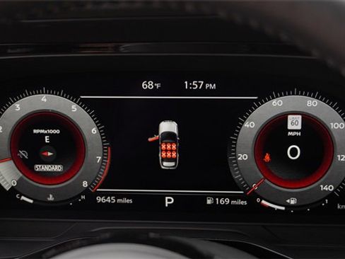 Used 2023 Nissan Pathfinder Platinum w/ Cargo Package image 34