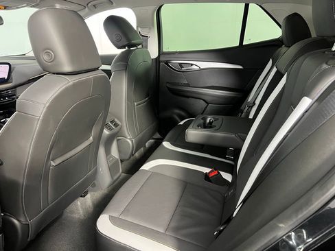 Used 2025 Buick Envision Sport Touring image 26