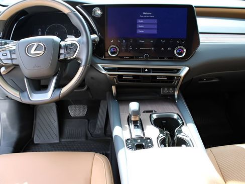 Used 2023 Lexus RX 350 Premium w/ Accessory Package AWD/4WD image 10