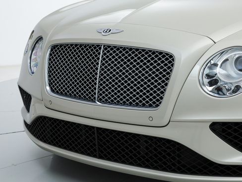 Used 2016 Bentley Continental GT AWD/4WD image 19