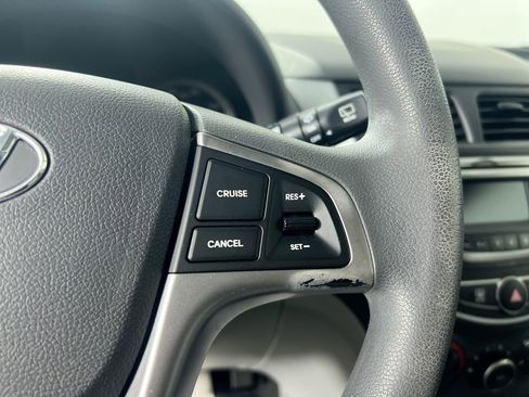 Used 2015 Hyundai Accent GS image 18