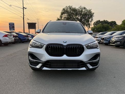 Used 2020 BMW X1 xDrive28i w/ Convenience Package AWD/4WD image 2