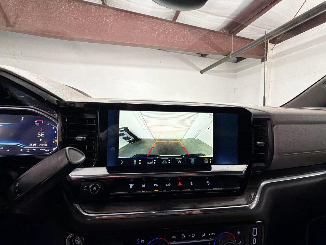 Certified 2025 Chevrolet Silverado 2500 LTZ w/ LTZ Premium Texas Edition AWD/4WD image 15