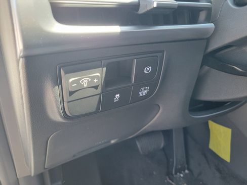 New 2026 Hyundai Tucson Blue SE AWD/4WD image 17