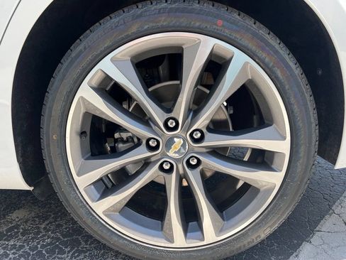 Used 2022 Chevrolet Malibu Premier FWD image 19