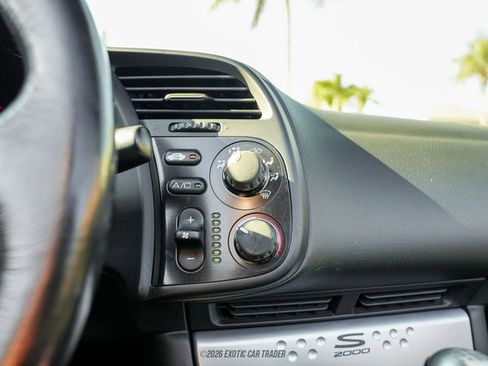 Used 2004 Honda S2000 image 46