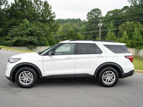 New 2026 Ford Explorer Active w/ Active Comfort Package RWD image 5