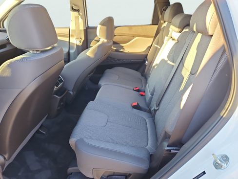 Used 2020 Hyundai Santa Fe SE image 27