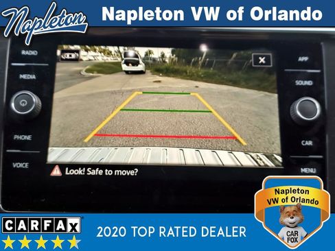 Used 2022 Volkswagen Tiguan SE image 19