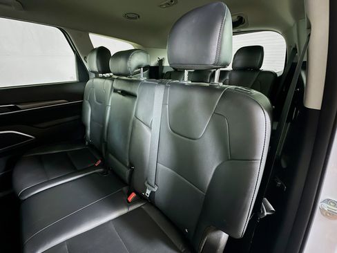 Certified 2021 Kia Telluride LX image 23