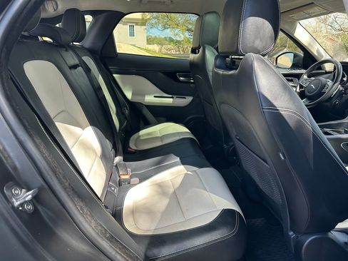 Used 2020 Jaguar F-PACE R-Sport image 49