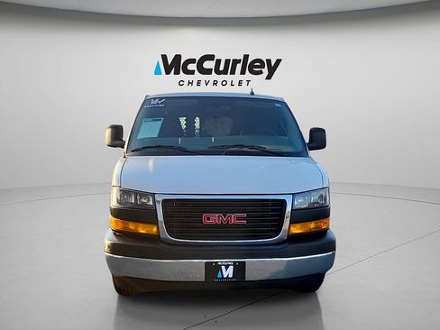 Used 2025 GMC Savana 2500 w/ Driver Convenience Package RWD image 2