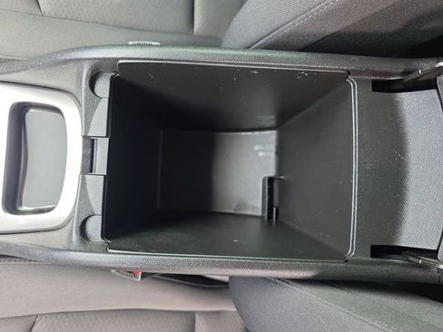 Used 2021 Chevrolet Malibu LS FWD image 21
