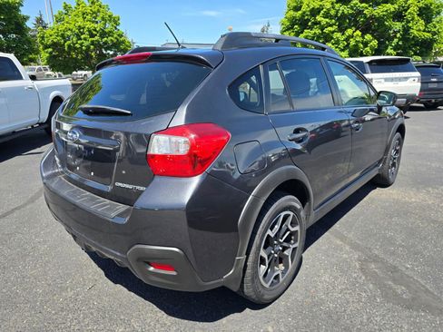Used 2016 Subaru Crosstrek 2.0i Premium w/ Moonroof Package AWD/4WD image 5