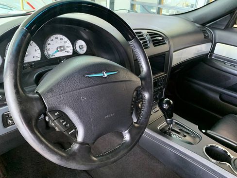 Used 2004 Ford Thunderbird RWD image 11
