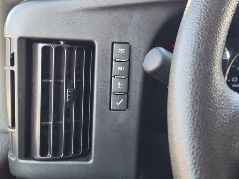Used 2025 Chevrolet Express 3500 w/ Power Convenience Package image 25