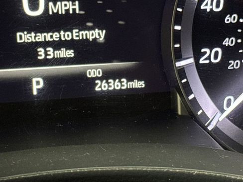 Used 2023 Toyota Highlander LE image 13