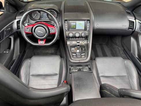 Used 2018 Jaguar F-TYPE R image 5