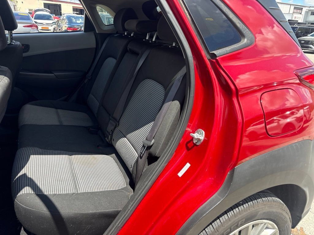 Used 2020 Hyundai Kona SEL AWD/4WD image 12