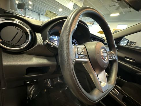 Used 2023 Nissan Rogue SL w/ SL Premium Package image 13