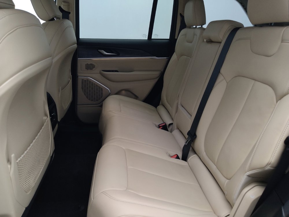 Used 2022 Jeep Grand Cherokee Limited w/ MOPAR Finishing Package RWD image 18